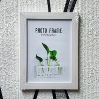 ราคา กรอบรูปสวยๆ กรอบรูป7นิ้ว สีขาว สีไม้ สีดำ สีทอง กรอบรูป7นิ้ว 13cmx18cm กระจก (22441011062)