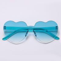 ราคา CHENKONGMUCW ตลกๆ สีลูกอมสี สีสันสดใส ที่บังแดด แว่นตากันแดดรูปหัวใจ แว่นตารูปหัวใจ แว่นกันแดดสำหรับงานเลี้ยง (20342722456)