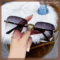 ราคา Warm Light แว่นตาแฟชั่นไล่ระดับสีสำหรับผู้หญิงแว่นกันแดดป้องกันรังสียูวีแว่นตาไร้กรอบทรงสี่เหลี่ยมเรียบง่ายสำหรับผู้หญิง (22159036097)
