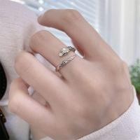 ราคา SENCHI丨แหวนใส่นิ้วแหวนดีไซน์เฉพาะสำหรับบุคลิกภาพแบบแฟชั่นเพิ่มโทนสีเงิน925อินสตาแกรมแหวนแฟชั่นแหวนรูปงู (21500577382)