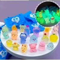 ราคา SA 1 ซอง ตุ๊กตาเรืองแสง ขนาดเล็ก น่ารักมาก สําหรับตกแต่ง DIY ตกแต่งบ้าน แต่งสวน สุ่มแบบ S03 (22586677891)