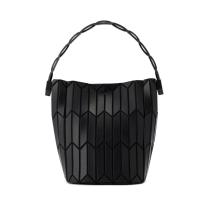 ราคา กระเป๋า issey miyake bucket bag บล็อคกระเป๋า กระเป๋าถือผู้หญิง (21986148320)