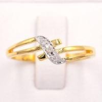 ราคา Happy Jewelry แหวนคลื่นพริ้วๆ สวยๆ ฝังเพชรเรียงกัน 3 เม็ด ทองแท้ 9k 37 5 เพชรเกสร ME867 (21835557679)