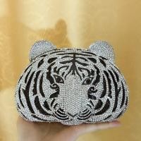 ราคา กระเป๋าคริสตัลโลหะโปร่งสำหรับผู้หญิงกระเป๋าถือประดับเพชรน้ำรูปหัวเสือทำด้วยมือกระเป๋าถือลูกปัดชุดเพชรกระเป๋ากระเป๋าขนาดถือได้ (21125859359)