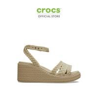 ราคา CROCS รองเท้าแตะผู้หญิง BROOKLYN WOVEN ANKLE STRAP WEDGE รุ่น 209994212 CHAI (21777450427)