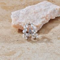 ราคา SWAN Theo Pearl Cuff ต่างหูเงินแท้ ต่างหูหนีบ ไม่ต้องเจาะ ประดับมุก มุกแท้ มุกน้ำจืด (21552533588)