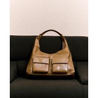 ราคา New Peppershimmer รุ่น Kylie hobo bag 7 สี กระเป๋าสะพายใบใหญ่ สายปรับระดับได้ ใส่ไอแพดได้ (22488002803)