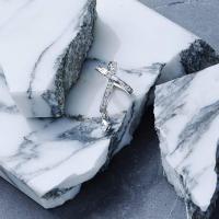 ราคา SWAN Luxuriate Cross Ear Cuff ต่างหูเงินแท้ ต่างหูหนีบ ไม่ต้องเจาะ ดีไซน์ทรงไขว้ ฝังเพชรคิวบิกเซอร์โคเนีย cubic zirconia (21561427792)