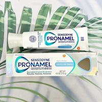 ราคา 40 OFF ราคา Sale โปรดอ่านรายละเอียดสินค้า EXP 03 2025 ยาสีฟันเซ็นโซดายน์ Sensodyne Pronamel Gentle Whitening Toothpaste Alpine Breeze 113g ปกป้องเคลือบฟัน การกัดเซาะของกรด เป็นสูตรการดูแลเคลือบฟันที่ท