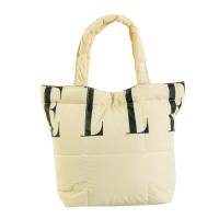 ราคา ELLE HOMME BAG กระเป๋าผ้า Puffy Bag Marshmallow Collection ใบเล็ก สกรีนโลโก้ ELLE มี 4 สี รุ่น H8H012 (22674654447)