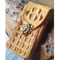 ราคา หนังแท้ของแท้สีแทนสดใส่ ซ่องใส่โทรศัพท์แบบเท่ห์ ต้องเป็นหนังจระเข้ ติดโหนกสวยๆ (21064746797)