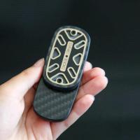 ราคา 2023ใหม่คาร์บอนไฟเบอร์แม่เหล็กอยู่ไม่สุขเลื่อน EDC อยู่ไม่สุขของเล่นออทิสติกสมาธิสั้นเครื่องมือความวิตกกังวลความเครียดบรรเทาสำหรับผู้ใหญ่โต๊ะทำงานของเล่น (21181669482)