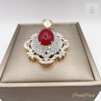 ราคา เฉพาะจี้ จี้พลอยทับทิมสังเคราะห์ทรงหลังเต่าล้อมเพชรดีไซน์ออกงาน ขนาดใหญ่กว่าเหรียญสิบบาท สูง6 cm (22758954947)
