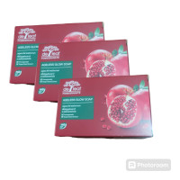 ราคา 3 ก้อน x 100g De Leaf Thanaka Pomegranate Ageless Glow Soap สบู่ เดอ ลีฟ พอมิกราเนท เอจเลสโกลว์ โซป สบู่ทับทิม ของแท้ สบู่เดอลีฟทับทิม (22113461084)