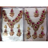 ราคา ชุดเชตเครื่องประดับสไตล์อินเดีย สร้อยคอ พร้อมต่างหู และหน้าผาก เครื่องประดับใส่ กับชุดไทย ชุดแขก (13615526849)