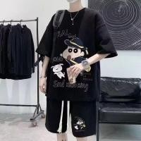 ราคา Hanlu เสื้อยืดผู้ชาย ชุดสูทกางเกงขาสั้นแขนสั้นสำหรับผู้ชายชุดสูทกีฬาพิมพ์ลายการ์ตูนแฟชั่นย้อนยุคฤดูร้อน (21286007466)
