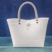 ราคา กระเป๋าสาน ตะกร้า ตระกร้าสานเส้นพลาสติก โทนสีขาว หลายขนาด หลายทรง (9657007729)