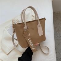 ราคา แฟชั่นฤดูร้อน 2024 ใหม่ผู้หญิงกระเป๋าCrossbody Casualสไตล์Retroสีบล็อกกระเป๋าถือหนัง (19937986685)