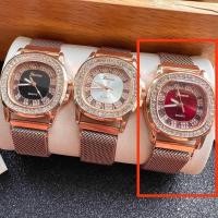 ราคา นาฬิกา ผู้หญิง Geneva เจนีวาแบรนด์ แท้ สไตล์ MK ปาเต๊ะสายเเม่เหล็ก มีหลายสีหลายเเบบให้เลือก (18266164474)