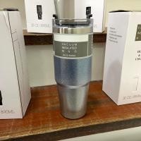 ราคา แก้วเก็บความเย็น 12 13ชม 30oz 890ml เป็นแบบกากเพชร (21737839350)