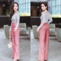 ราคา JK8001 Jumpsuit ชุดจั้มสูทต่อลูกไม้ โทนสีพื้นเรียบๆ เก๋ๆ ตัวชุดจั้มตัดเย็บด้วยผ้าบลูเวฟทั้งชุดเลยค่ะ เนื้อดี ยืดได้นิดๆ มีซิปหลัง (13513045131)