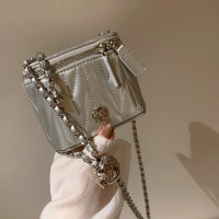 ราคา กระเป๋าสะพายคาดตัวลายดอกคามิเลียร์ไคล์แฟชั่นอเนกประสงค์กระเป๋าสะพายไหล่สายโซ่มาใหม่ล่าสุดอินเทรนด์สีแดงเล็กๆ (22549125253)