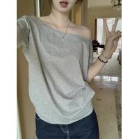 ราคา เสื้อยืดแขนสั้นเซ็กซี่ผู้หญิง เปิดไหล่ข้างเดียว ทรงเข้ารูป เสื้อครอปผ้าร่องทรงแขนสั้นปาดไหล่ 6 สี (22606479861)