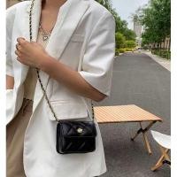 ราคา กระเป๋าสะพายข้างใบเล็ก งานหนังตาราง สายทวิตส์ ทรงชาแนลใบเล็ก มี 2 สี (21185094092)