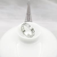 ราคา แหวนเพชรทองคำสีกุหลาบ5มม แหวนคู่ไทเทเนียมแหวนเพชรทองแหวนเพชร (22370643427)