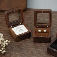 ราคา กล่องใส่แหวนกล่องต่างหูสำหรับงานแต่งงานดีไซน์วินเทจทำจากไม้กล่องใส่แหวนทรงสี่เหลี่ยมแบบพกพา (22106494814)