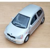 ราคา Toyota VITZ Toyota Yaris โมเดลรถเหล็ก โตโยต้ายาริส Scale 1 25 คันใหญ่ เปิดท้ายได้ มีลาน (19388263471)