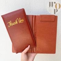 ราคา WOP Store แฟ้มทอนเงินหนังเทียมพีวีซีหน้าปกThank you สมุดเดินบิลมีแม่เหล็ก แฟ้มเดินบิล ที่เซ็นต์บัตรเครดิตมีแม่เหล็ก (22534986220)