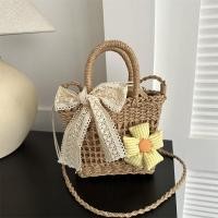 ราคา กระเป๋าฟางสานสไตล์ฝรั่งเศสสำหรับผู้หญิงกระเป๋าทรงสี่เหลี่ยมใบเล็กลายดอกไม้ผ้าไหมสำหรับวันหยุดพักผ่อนริมทะเลกระเป๋าถักแบบหิ้วหวายสานกระเป๋าสะพายไหล่สะพายข้าง (19853071568)