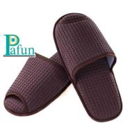 ราคา รองเท้าสลิปเปอร์ ผ้ารังผึ้ง สีน้ำตาลเข้ม สีเทาเข้ม (768790201)