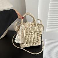 ราคา กระเป๋าฟางสานสไตล์ฝรั่งเศสสำหรับผู้หญิงกระเป๋าทรงสี่เหลี่ยมใบเล็กลายดอกไม้ผ้าไหมสำหรับวันหยุดพักผ่อนริมทะเลกระเป๋าถักแบบหิ้วหวายสานกระเป๋าสะพายไหล่สะพายข้าง (19853071565)