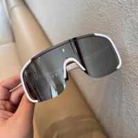 ราคา Huieson ขี่จักรยานกลางแจ้งแว่นกันแดดกันลมแว่นกันแดดกระชับสัดส่วนแว่นตาสำหรับเล่นสกีแว่นตาKacamata Mendaki กรอบใหญ่สีดำ (22557103623)