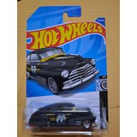 ราคา Hot Wheels Tooned Volkswagen Golf MK1 HotWheels Chevy Fleetline Hot Wheels Raijin Express (17748088289)