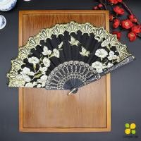 ราคา CLM พัดจีนสวยๆ สีแดง 23 cm พัดผ้าไหม พัดตรุษจีน Hand Fans (21340887433)