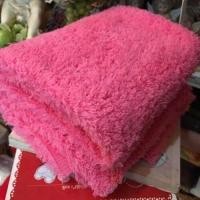 ราคา 5K90Y5104 ผ้า ขนยาว ผ้าขนหมา พุดเดิ้ล ใช้สำหรับงานตกแต่ง ทำตุ๊กตา ขนาดความยาว 80 x 80 เซนติเมตร (669282617)