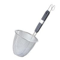 ราคา ที่ลวกก๋วยเตี๋ยว ที่ลวกเส้น ไม้ลวกก๋วยเตี๋ยว กระชอนลวกก๋วยเตี๋ยว ตะกร้อลวกเส้น ที่ลวกก๋วยเตี๋ยว กระชอนลวกสแตนเลสด้ามไม้อย่างดี (22617576450)