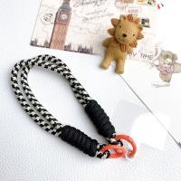 ราคา AKABEILA สายยาวคล้องคอได้ สายห้อยโทรศัพท์ ป้องกันการสูญหาย สายรัดเคส ปรับได้ กระเป๋าสะพายข้าง สายห้อยคอ สายรัดนิรภัยโทรศัพท์ สายไนล่อน (22488435796)