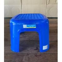 ราคา ตราธนู รับน้ำหนักได้ 120กก หนา 27 27 21ซม เก้าอี้ซักผ้า เก้าอี้แม่บ้าน เก้าอี้เตี้ย เก้าอี้ เตี้ย เก้าอี้พลาสติก เก้าอี้นั่ง (2974882974)