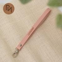 ราคา ส่วนลด 10 สินค้าใหม่ พวงกุญแจหนัง ใส่ชื่อได้ ที่แขวนกุญแจ งานหนัง พวงกุญแจ ใส่ชื่อฟรี (16678965128)