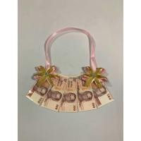ราคา พวงมาลัยใส่ธนบัตร 5 ซอง ซองเปล่า ใส่ธนบัตรตั้งแต่ใบละ 20 บาทถึง 1000 บาท คุณลูกค้าต้องใส่ธนบัตรเองค่ะ (22189999945)