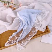 ราคา Mystique Boutiqu ผ้าพันหัวผ้าพันหัวสามเหลี่ยมลายดอกไม้ฝรั่งเศสสำหรับผู้หญิงผ้าพันคอสามเหลี่ยมเรียบง่ายผ้าพันคอผ้าไหมเครื่องประดับที่คาดผมแบบผ้า (22599599452)