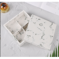 ราคา แบบใหม่ กล่อง ลายหินอ่อน แบบเงา แบ่งช่อง ใส่ขนม เค้ก จัดเบรค มีหลายขนาด (22384726701)