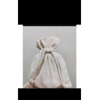 ราคา โรงงานผลิตถุงผ้าดิบ ขายส่งราคาถูก ถุงผ้าดิบ ถุงหูรูด ถุงผ้าหูรูด กระเป๋าผ้าดิบ ถุงผ้าดิบหูรูด ถุงผ้าใส่ของชำร่วยราคาถูกมาก (19075809875)