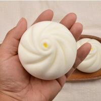 ราคา ซาลาเปาปลอม โมเดลอาหารปลอม สกุชชี่ซาลาเปา ขนาดเท่าของจริง ขนาด8 ซม บีบได้ นุ่มมือ สกุชชี่ซาลาเปา พร็อพถ่ายรูป (19680769952)