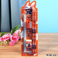 ราคา BLUE WHALE ชุดเครื่องเขียน1ชุดมีถึง5ชิ้นประกอบไปด้วยดินสอ ไม้บรรทัด ยางลบ กบเหลา ลายน่ารัก (22473330039)