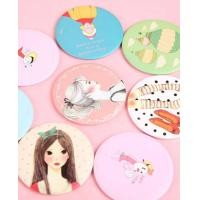 ราคา มีคูปองส่งฟรี กระจกพกพา น่ารักน่าใช้ น้ำหนักเบา พกพาง่าย ลายน่ารักสดใส กระจกแบบพกพา (20561047761)
